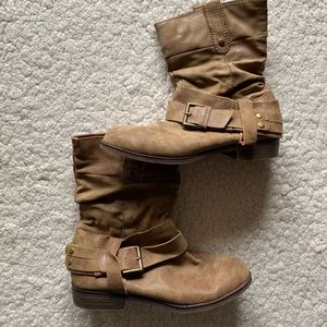 Justfab boot sz 9.5m never worn